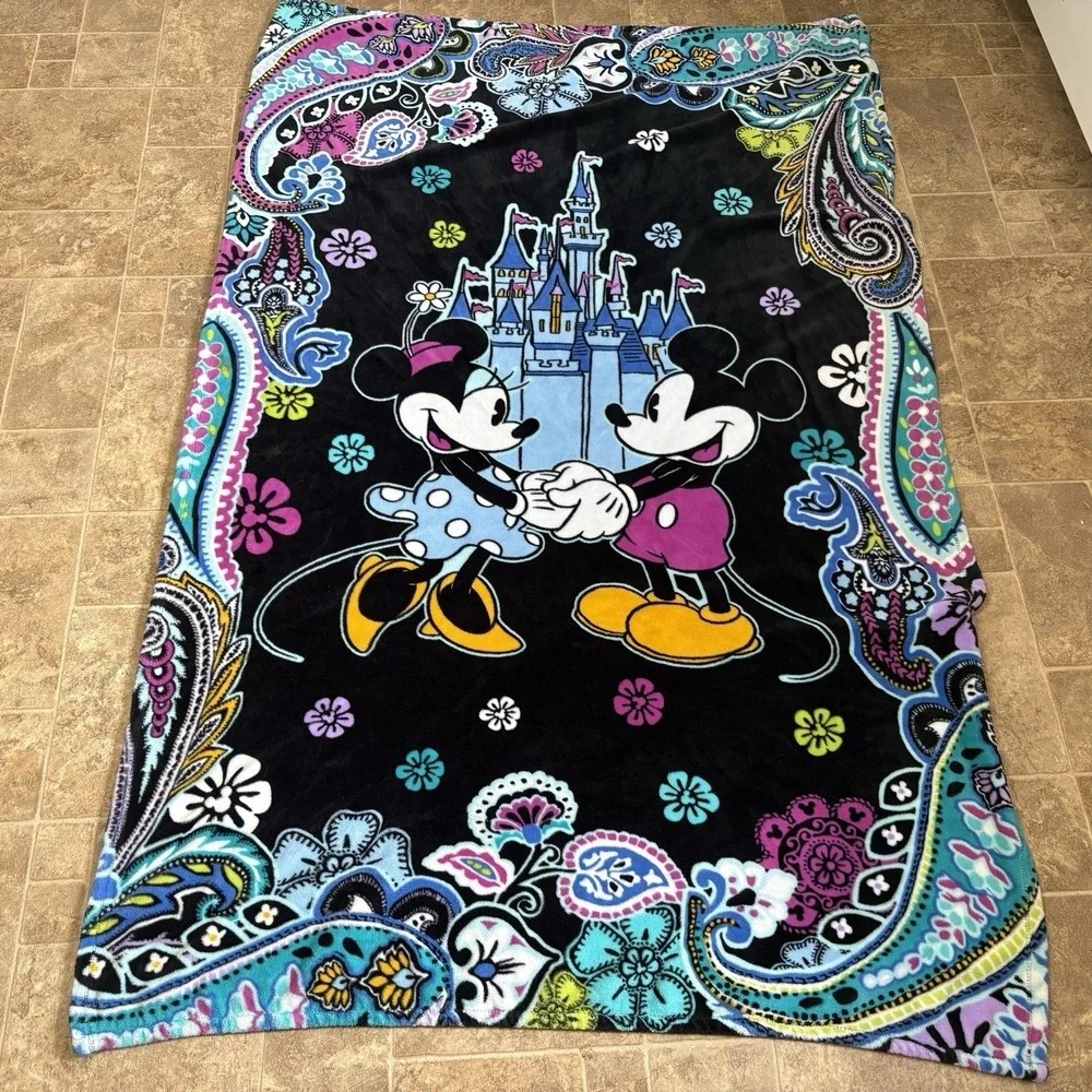 Vera Bradley Disney Plush Throw Blanket Mickey's Paisley Celebration 80x50
